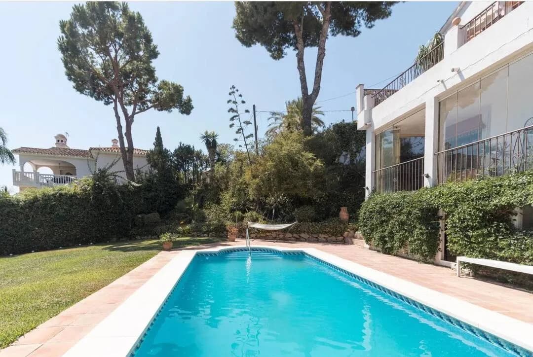 4 Bedroom Townhouse for Sale in Marbella, Málaga