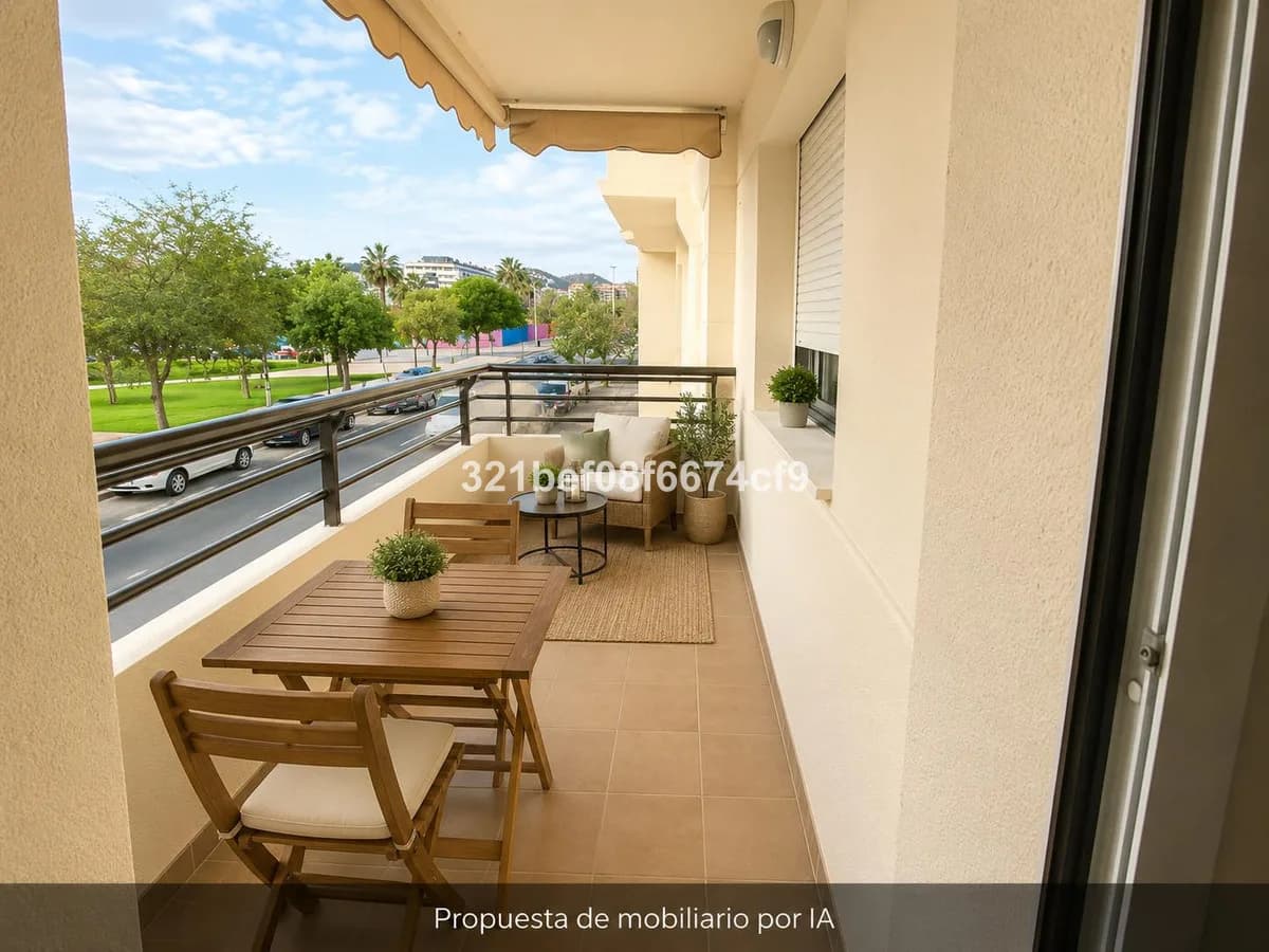 4 Bedroom Ground Floor Apartment for Sale in Teatinos, Málaga - Image 5