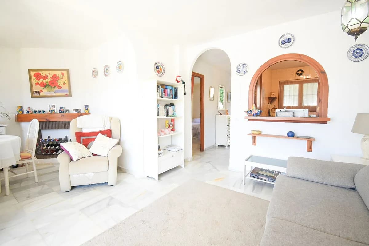 1 Bedroom Ground Floor Apartment for Sale in Riviera del Sol, Málaga - Image 7
