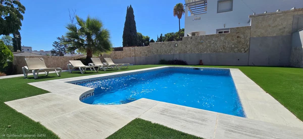 5 Bedroom Detached Villa for Sale in Torremolinos, Málaga - Image 4