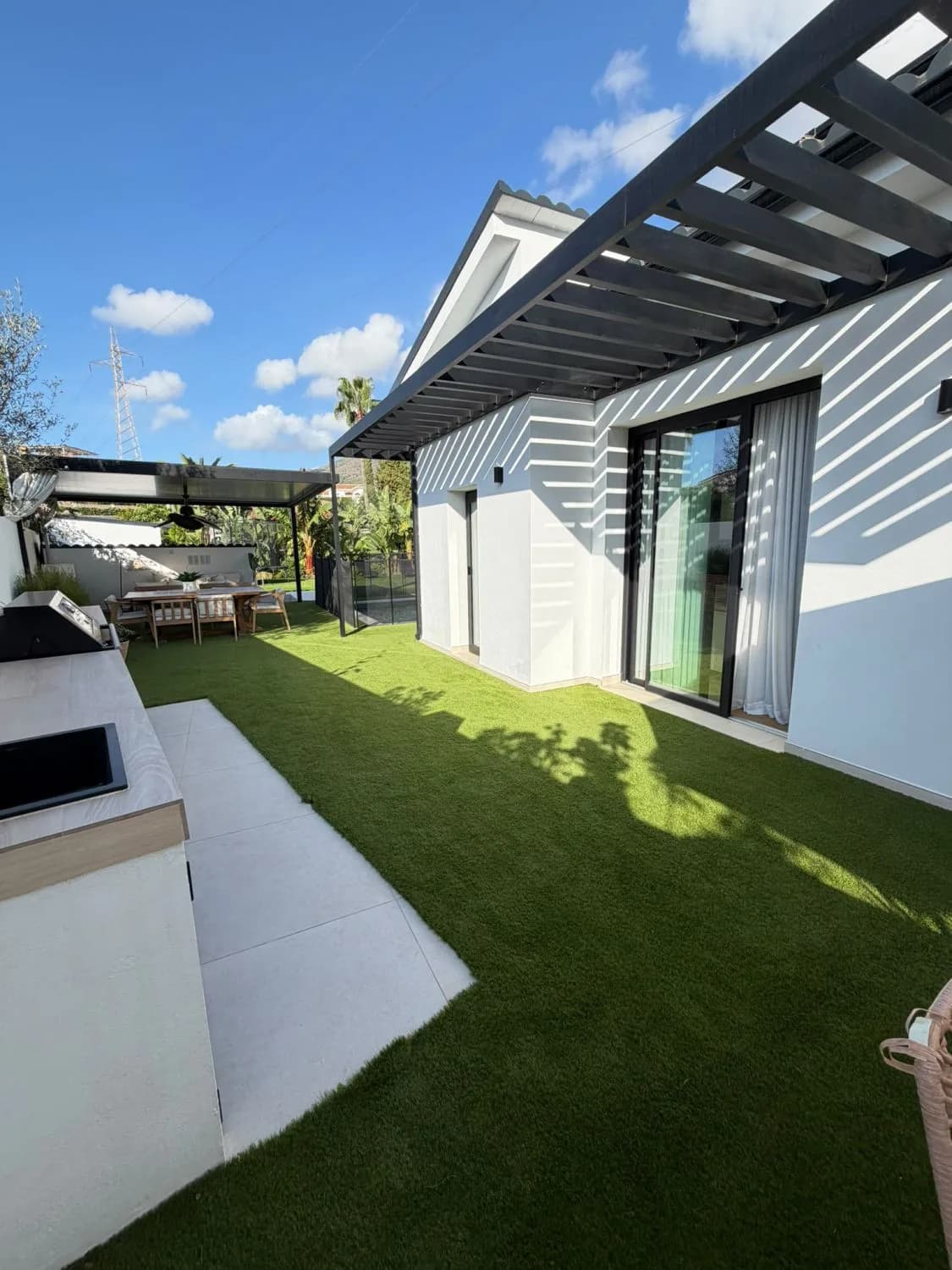 5 Bedroom Detached Villa for Sale in Arroyo de la Miel, Málaga - Image 3