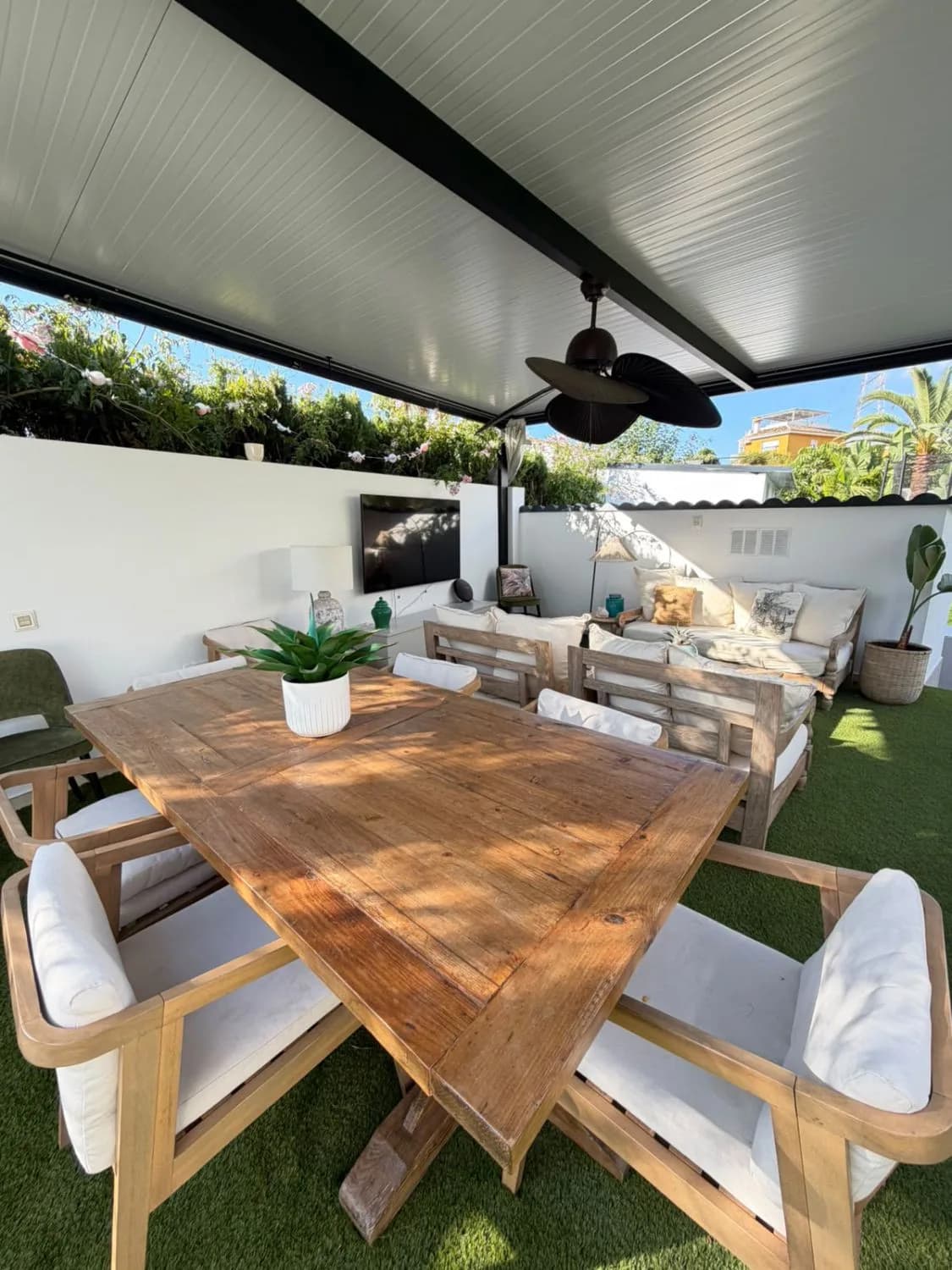 5 Bedroom Detached Villa for Sale in Arroyo de la Miel, Málaga - Image 7
