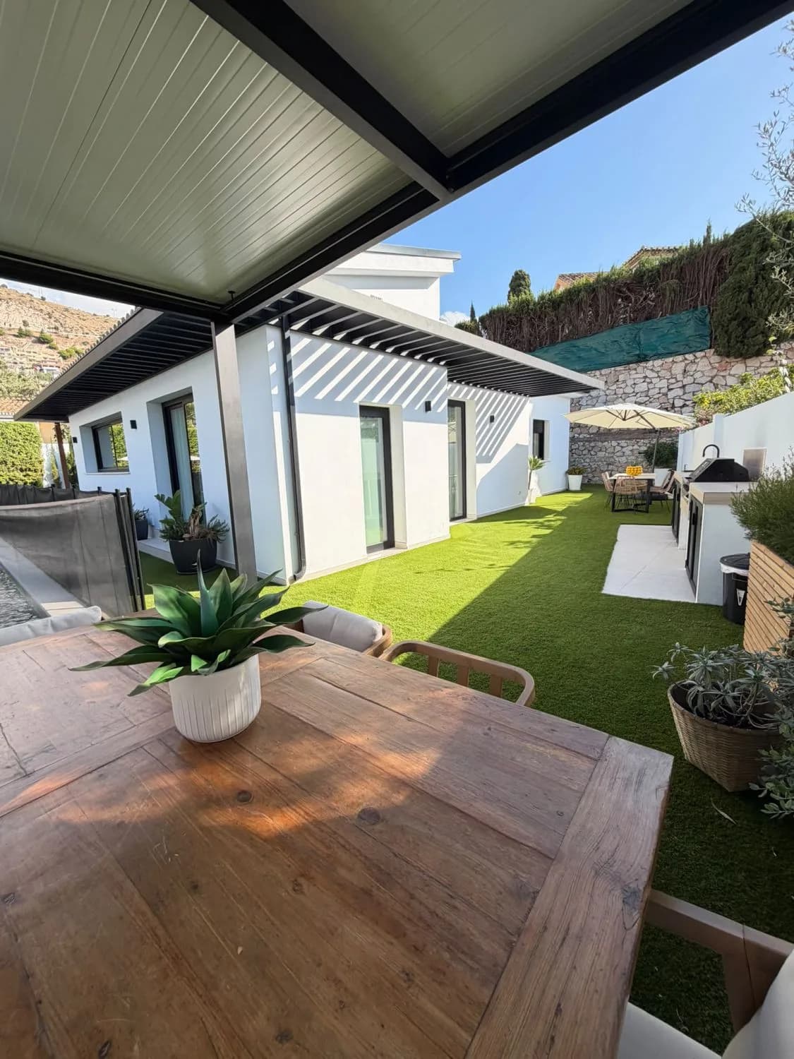 5 Bedroom Detached Villa for Sale in Arroyo de la Miel, Málaga - Image 8