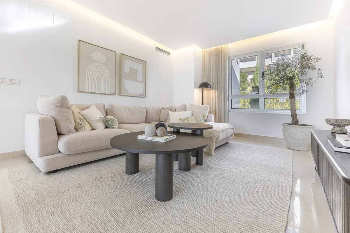 3 Bedroom Penthouse Duplex for Sale in Benahavís, Málaga - Image 8