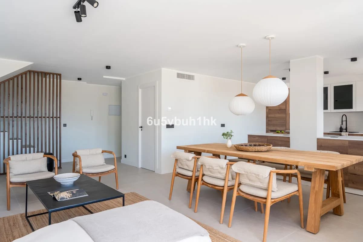 3 Bedroom Penthouse Duplex for Sale in Benalmadena, Málaga - Image 8