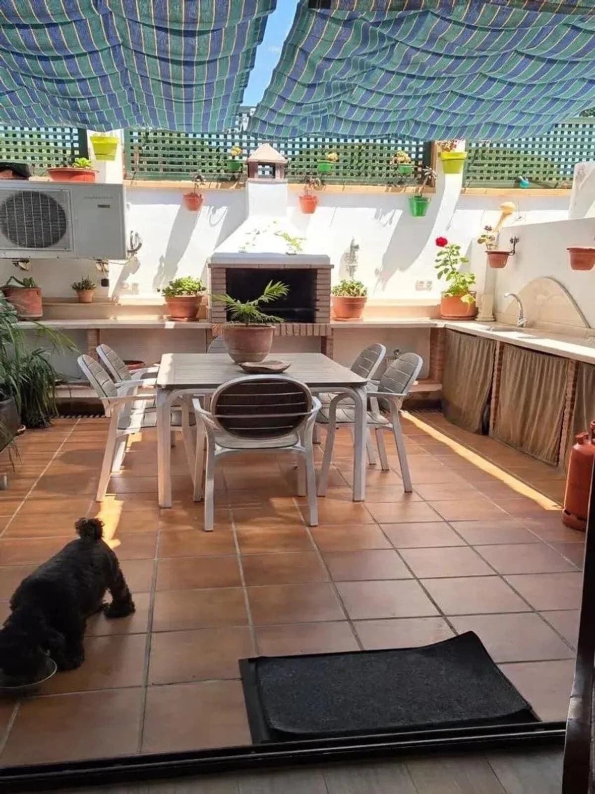 3 Bedroom Townhouse for Sale in Elviria, Málaga - Image 3