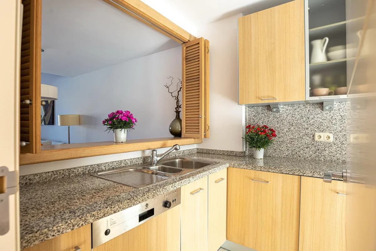 3 Bedroom Semi-Detached House for Sale in Mijas Golf, Málaga - Image 7