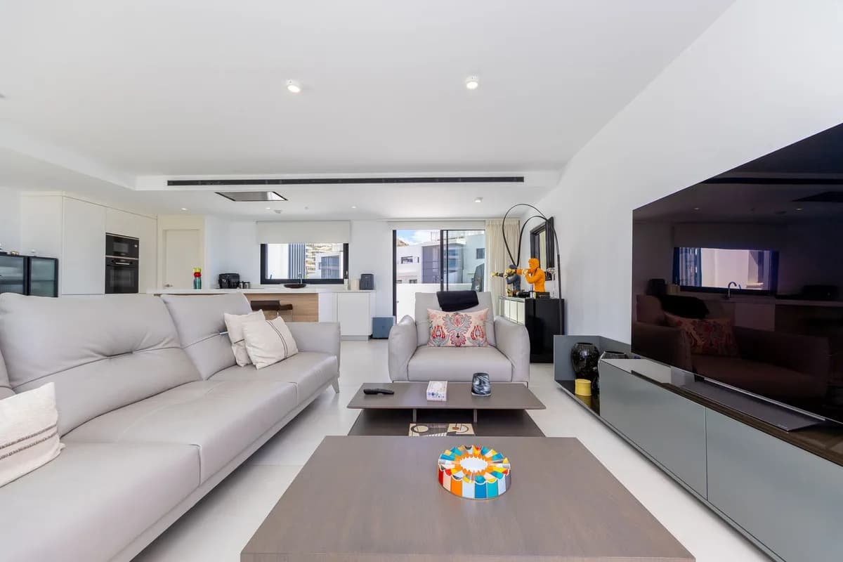 2 Bedroom Penthouse for Sale in Fuengirola, Málaga - Image 6