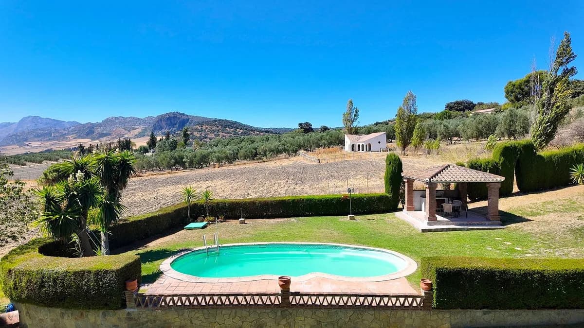 5 Bedroom Finca - Cortijo for Sale in Ronda, Málaga - Image 8