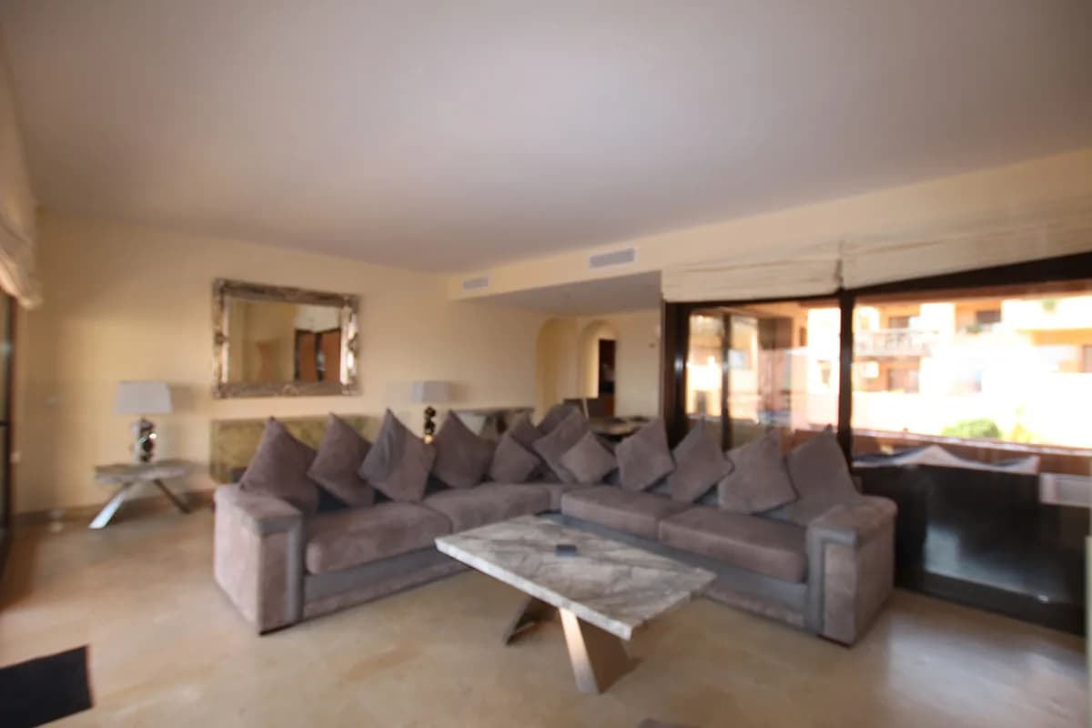 3 Bedroom Penthouse for Sale in La Duquesa, Málaga - Image 7