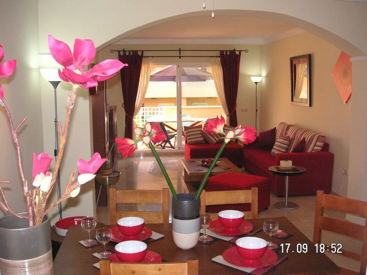 2 Bedroom Ground Floor Apartment for Sale in Elviria, Málaga - Image 7