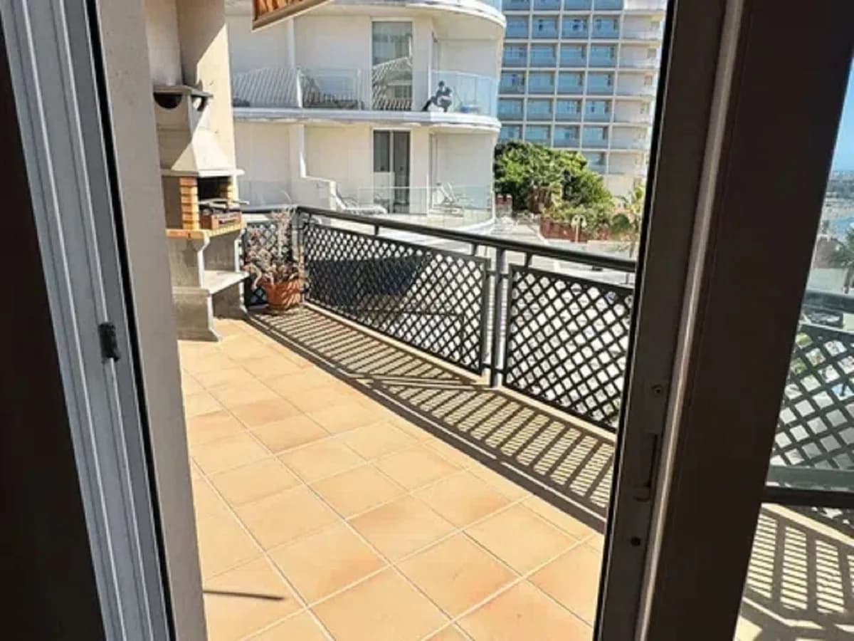 2 Bedroom Penthouse for Sale in Benalmadena, Málaga - Image 7