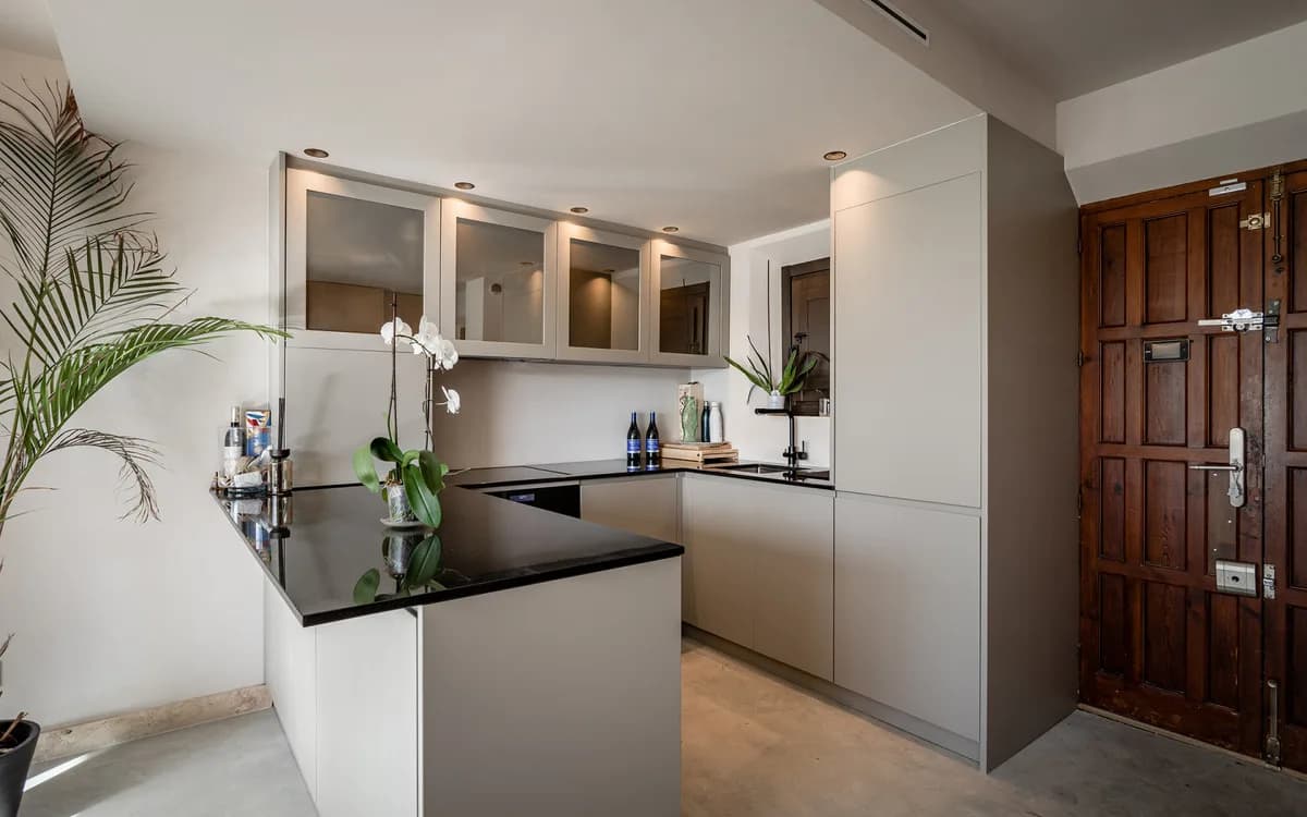 2 Bedroom Townhouse for Sale in Nueva Andalucía, Málaga - Image 6