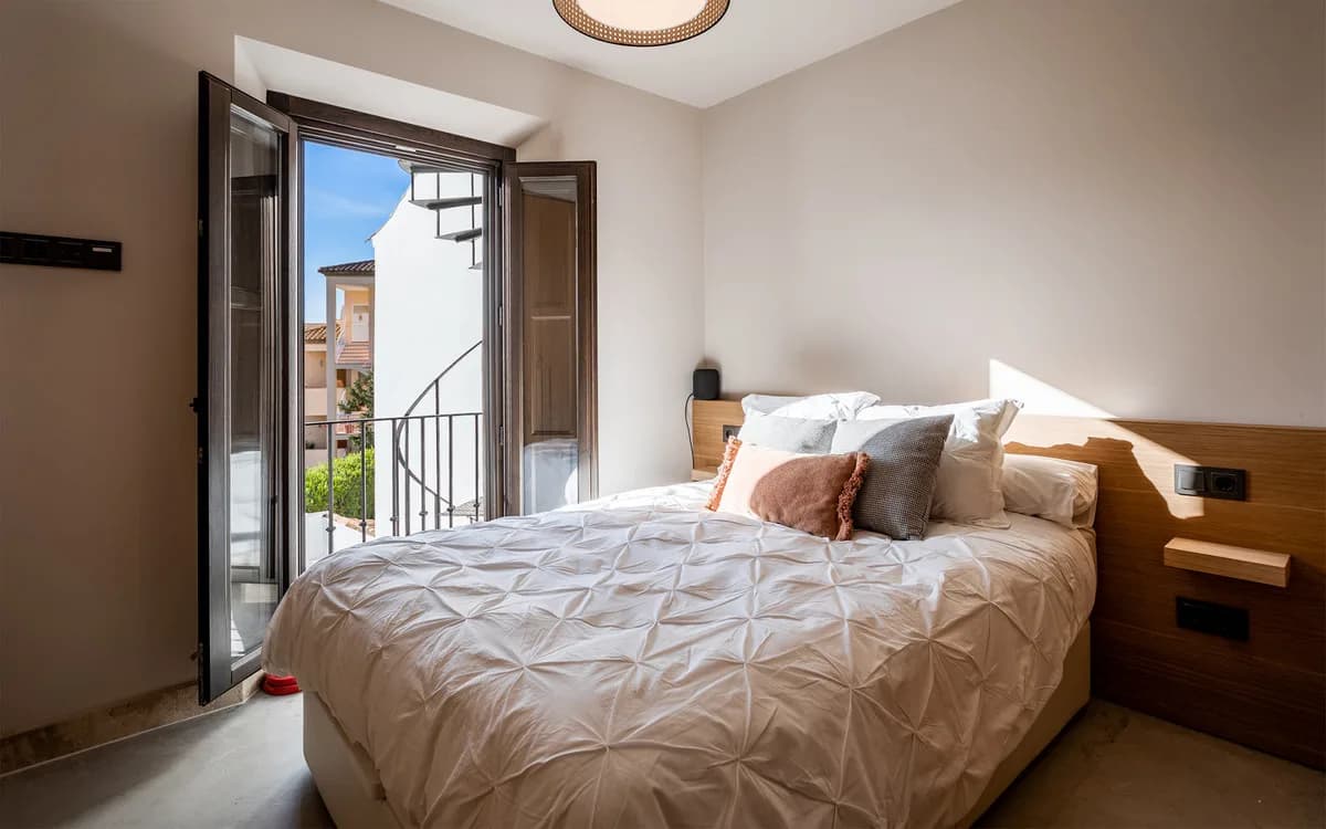 2 Bedroom Townhouse for Sale in Nueva Andalucía, Málaga - Image 7