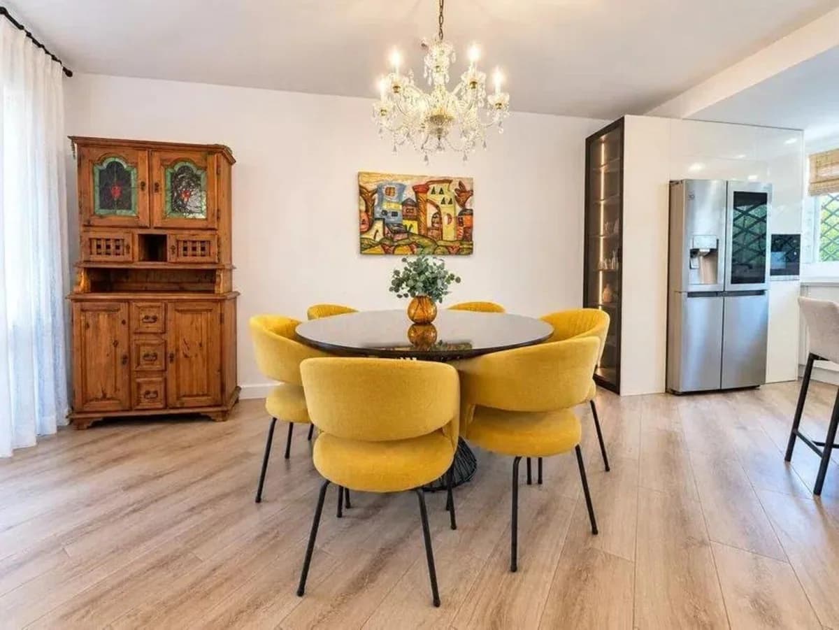 4 Bedroom Townhouse for Sale in Nueva Andalucía, Málaga - Image 5