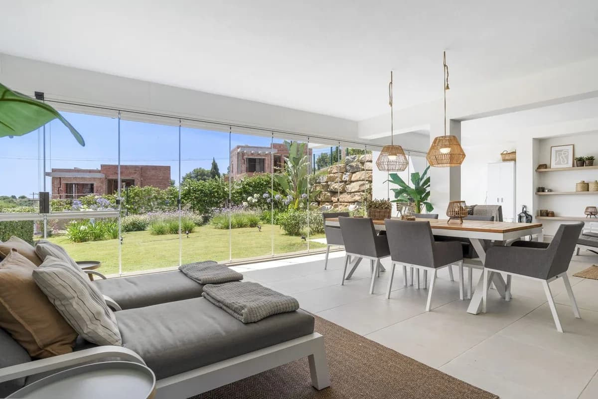 2 Bedroom Ground Floor Apartment for Sale in Estepona, Málaga - Image 6