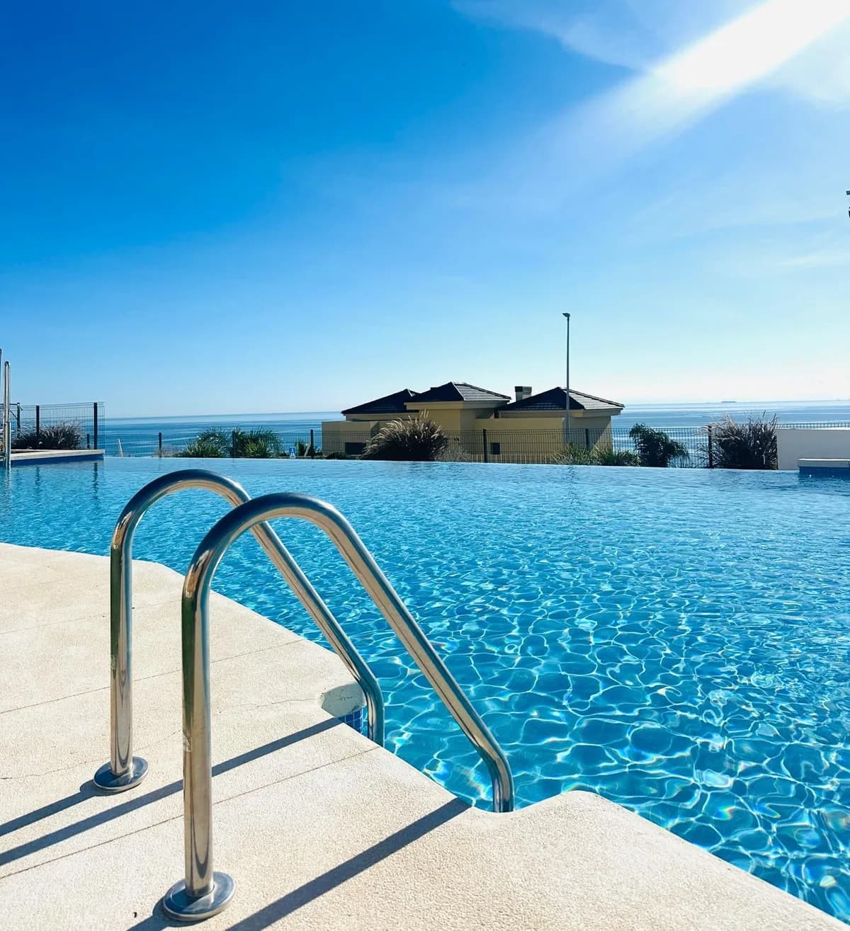 3 Bedroom Penthouse for Sale in Casares, Málaga - Image 5