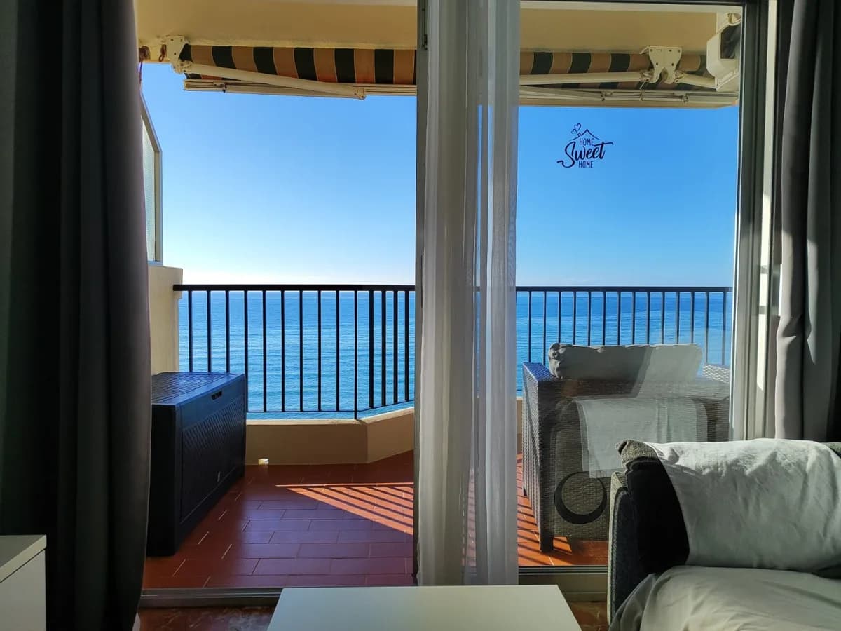 21 Bedroom Top Floor Apartment for Sale in Fuengirola, Málaga - Image 5
