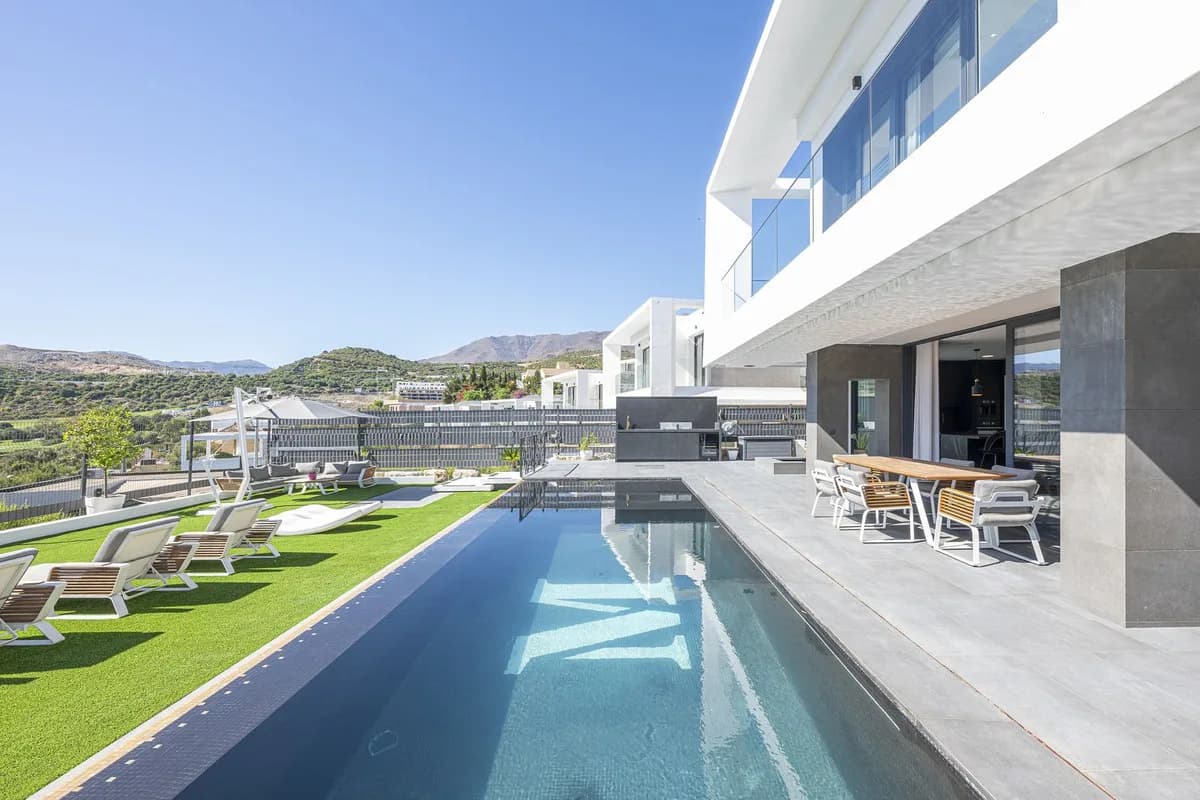 3 Bedroom Detached Villa for Sale in Valle Romano, Málaga - Image 3