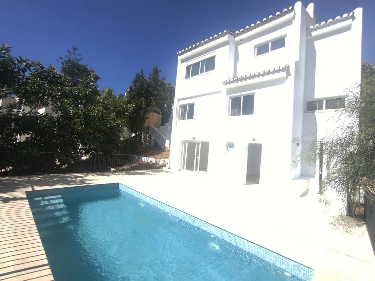 4 Bedroom Detached Villa for Sale in Campo Mijas, Málaga - Image 2
