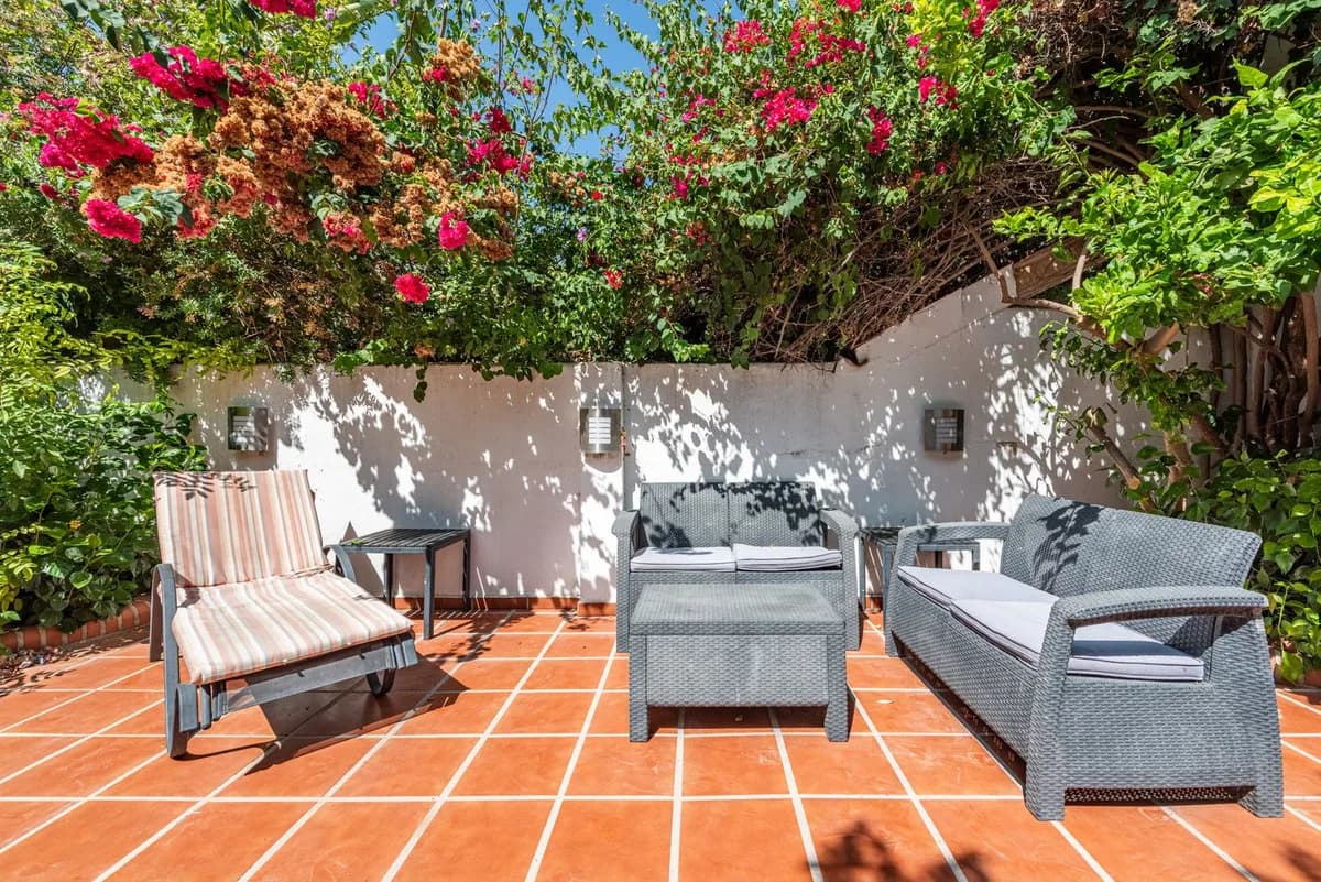 4 Bedroom Townhouse for Sale in Nueva Andalucía, Málaga - Image 9
