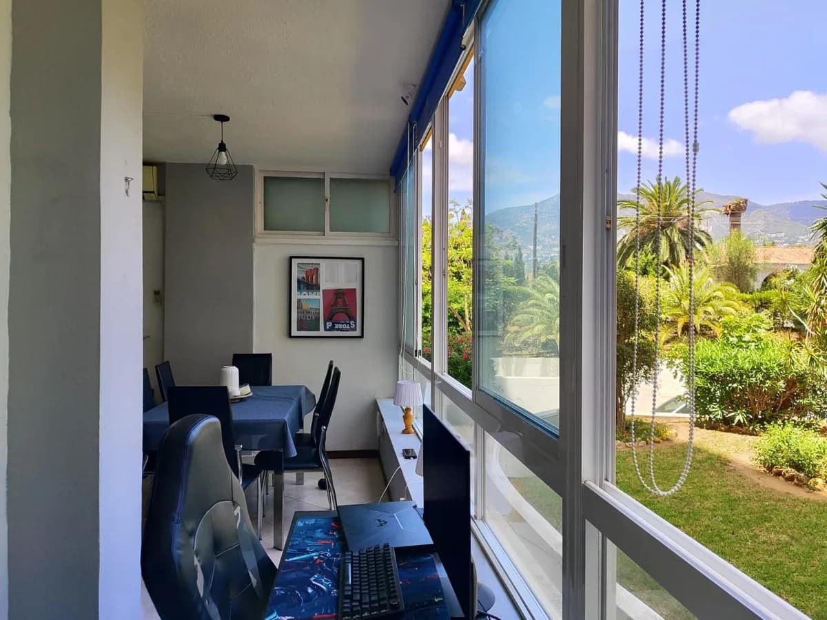 1 Bedroom Middle Floor Apartment for Sale in Fuengirola, Málaga - Image 4