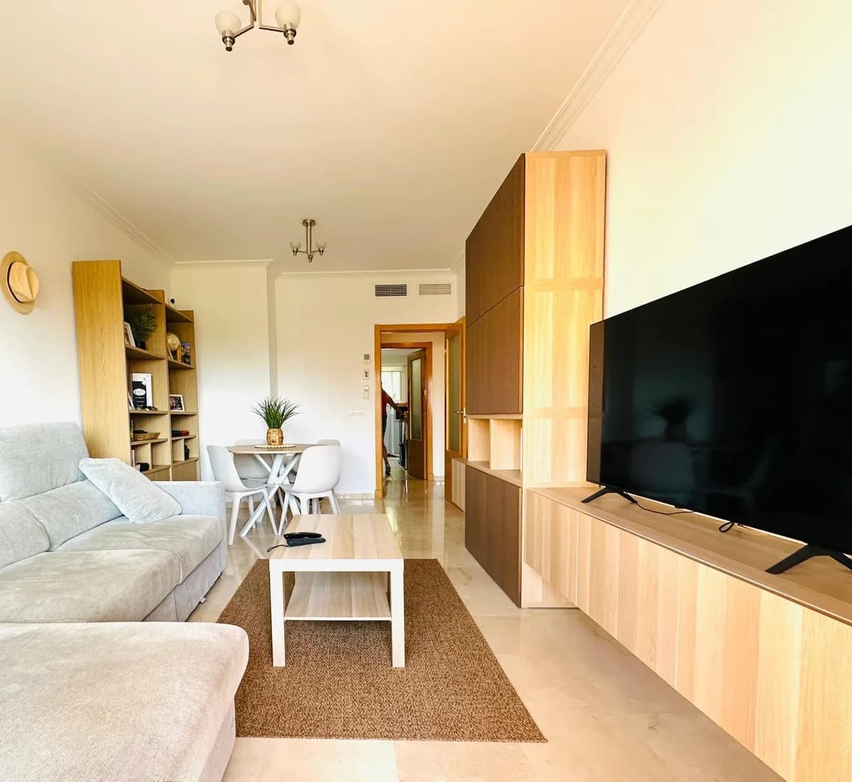2 Bedroom Ground Floor Apartment for Sale in Casares, Málaga - Image 8