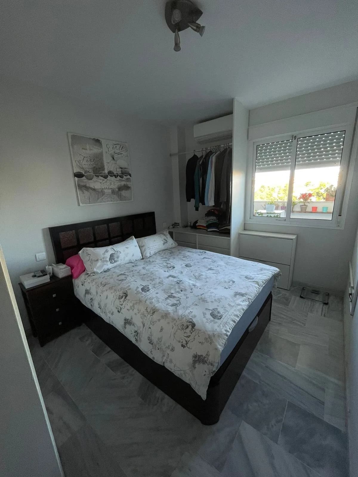 3 Bedroom Middle Floor Apartment for Sale in Miraflores, Málaga - Image 5