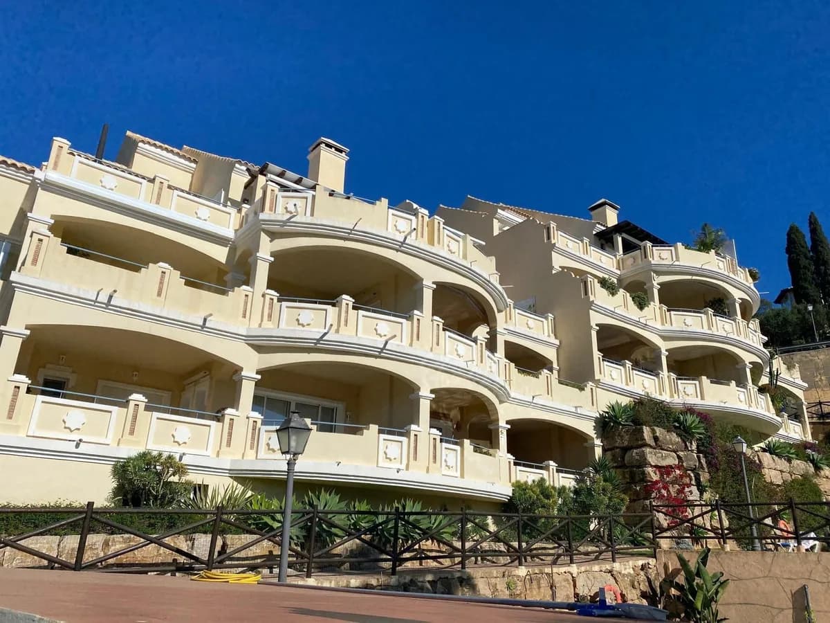 2 Bedroom Penthouse Duplex for Sale in Elviria, Málaga - Image 2