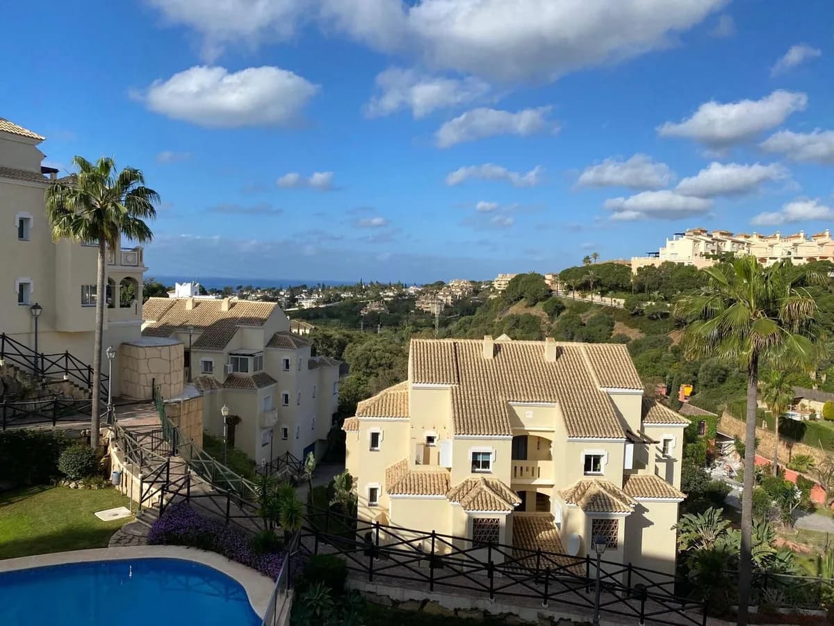 2 Bedroom Penthouse Duplex for Sale in Elviria, Málaga - Image 4