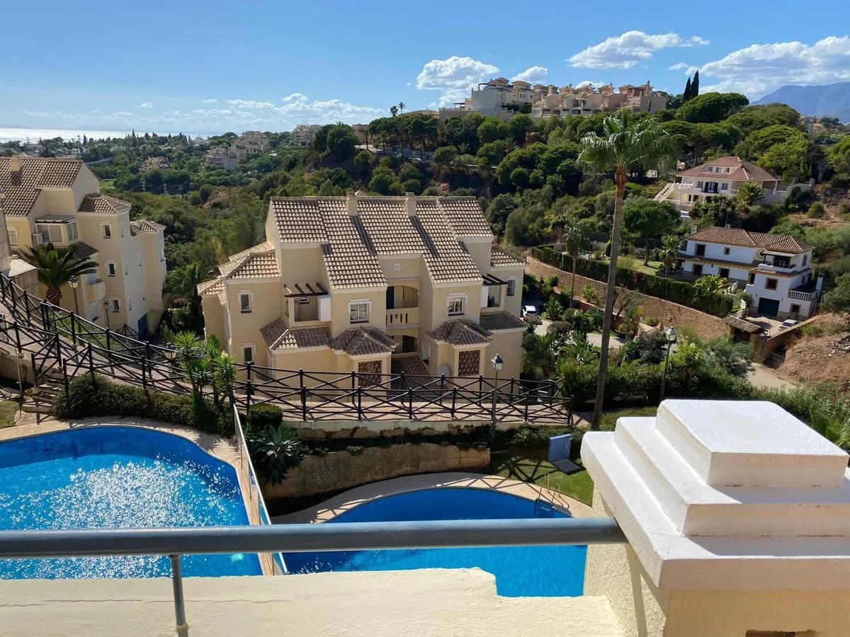 2 Bedroom Penthouse Duplex for Sale in Elviria, Málaga - Image 6