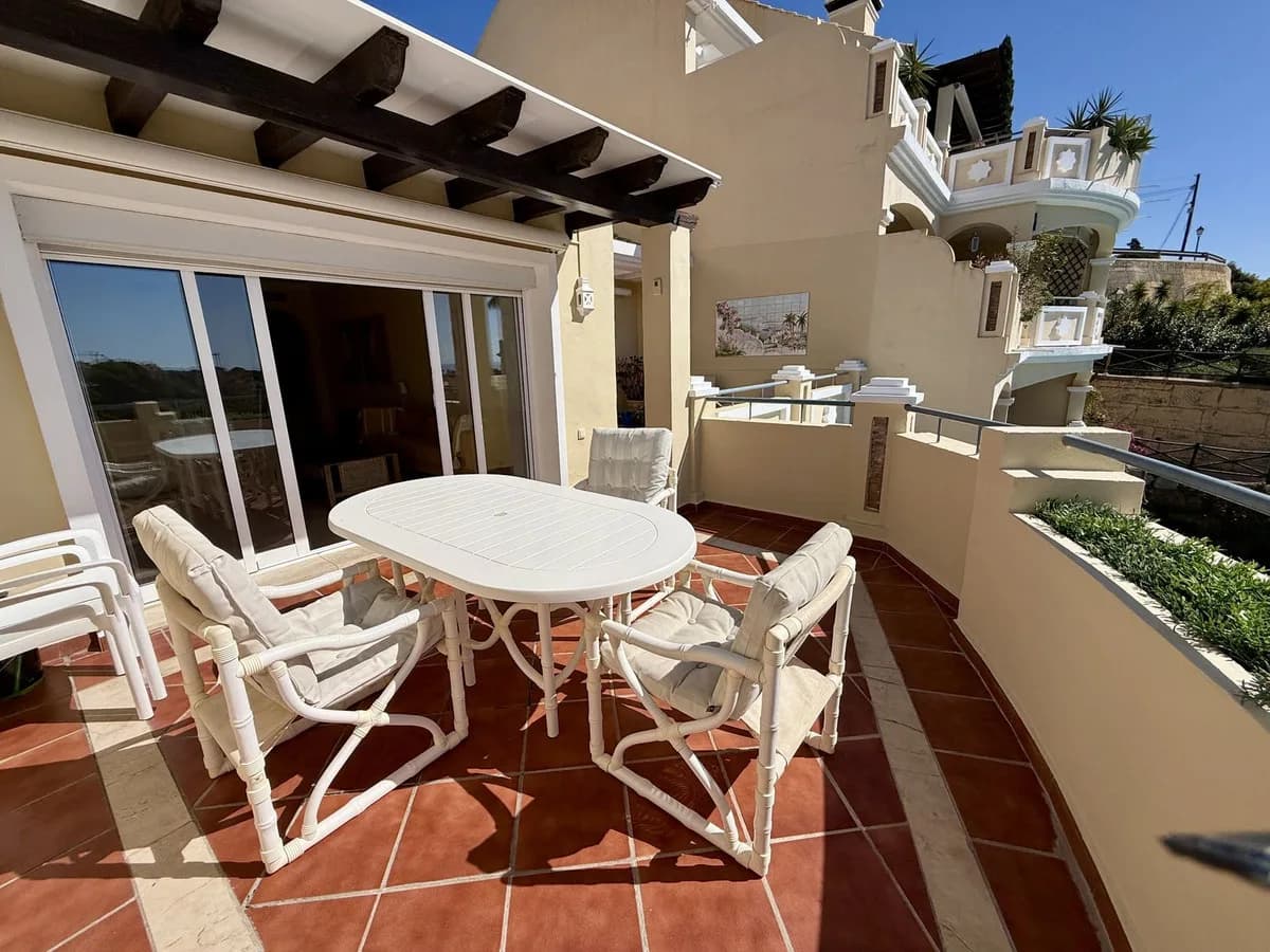 2 Bedroom Penthouse Duplex for Sale in Elviria, Málaga - Image 9