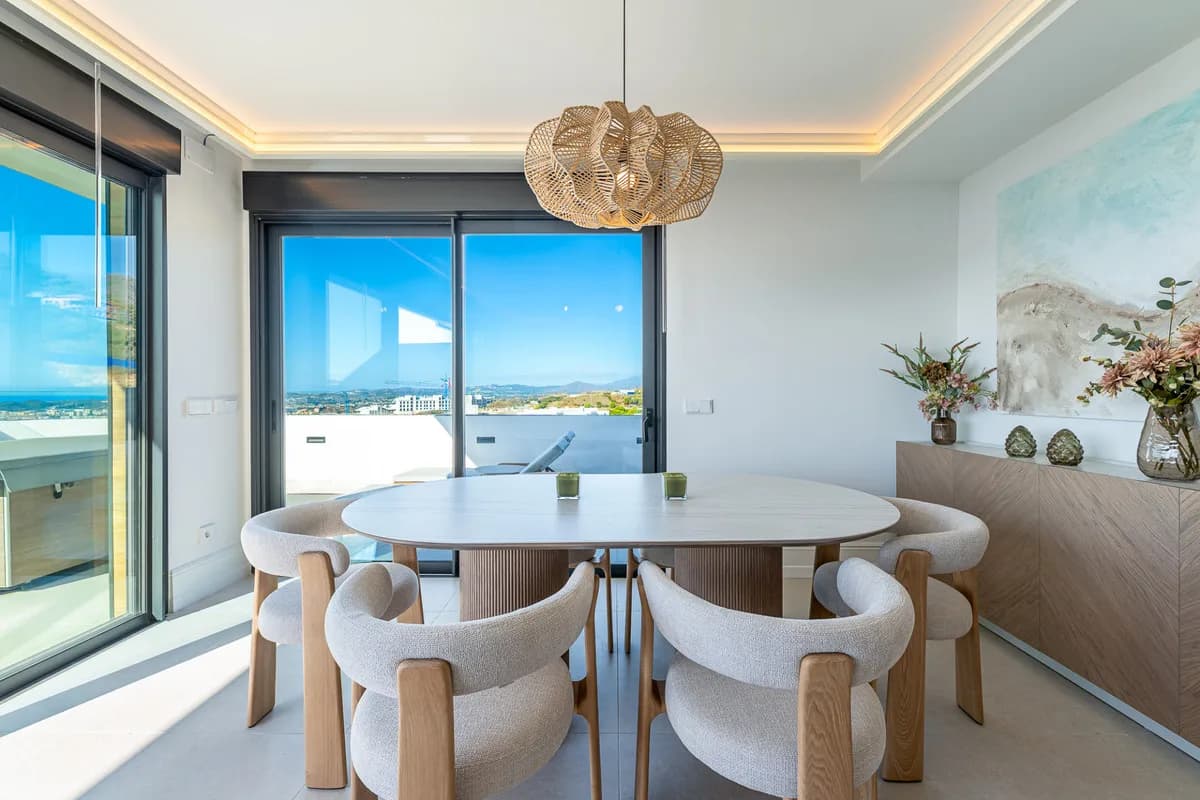2 Bedroom Penthouse for Sale in Fuengirola, Málaga - Image 8