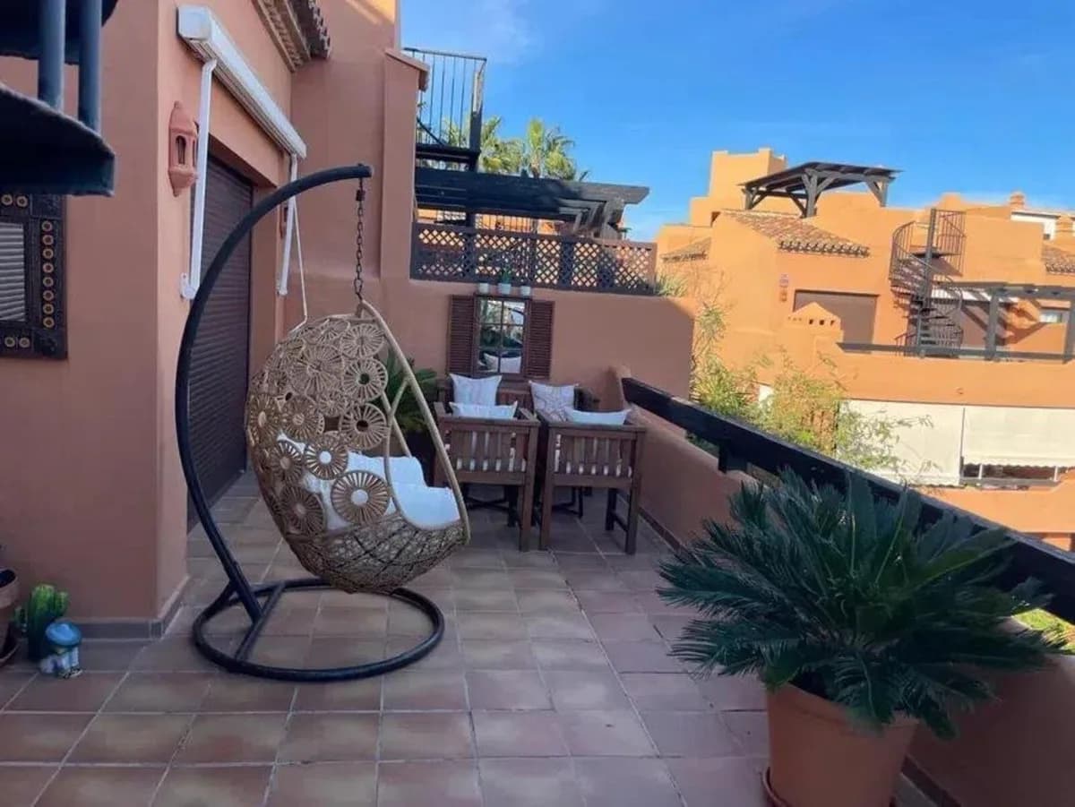 3 Bedroom Penthouse for Sale in Estepona, Málaga - Image 8