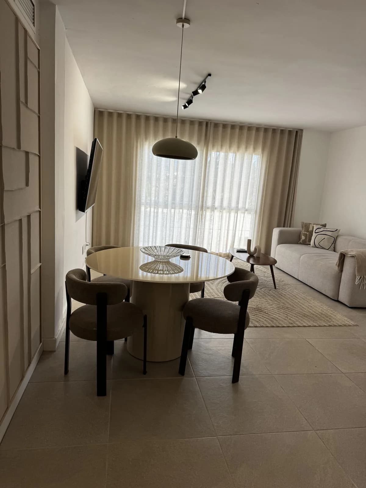 3 Bedroom Penthouse for Sale in Nueva Andalucía, Málaga - Image 2