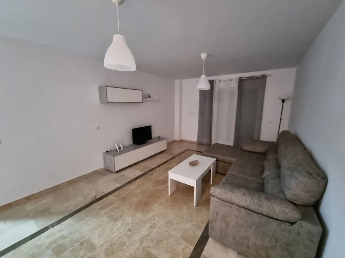 2 Bedroom Ground Floor Apartment for Sale in Manilva, Málaga - Image 2