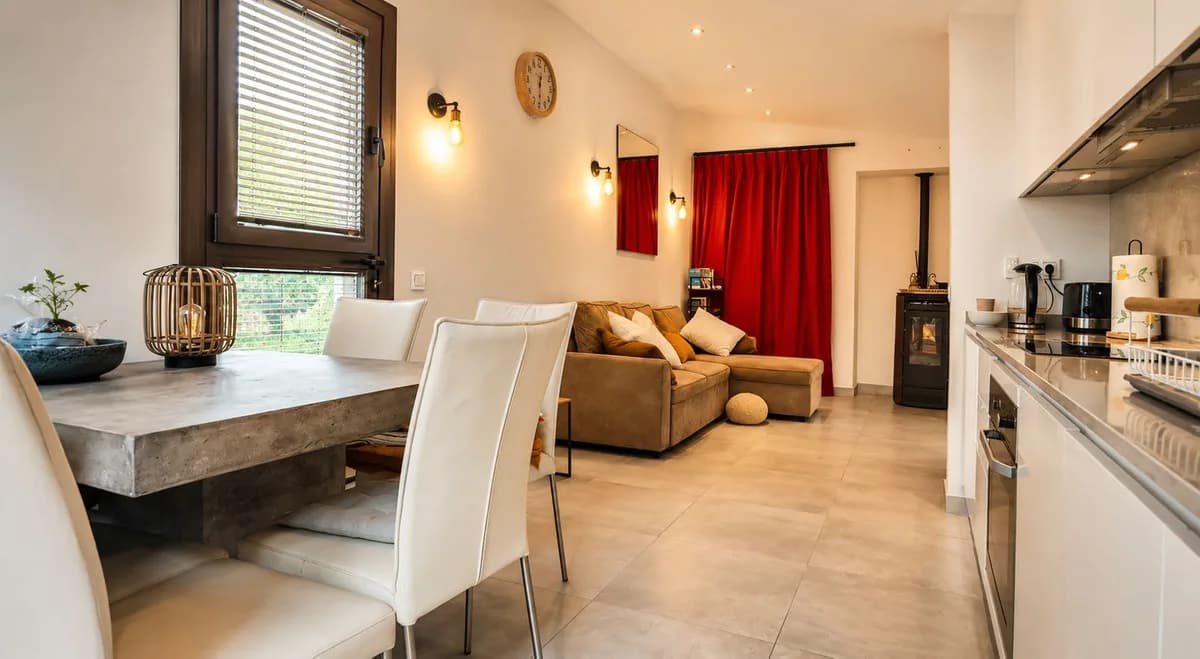 3 Bedroom Duplex for Sale in New Golden Mile, Málaga - Image 5