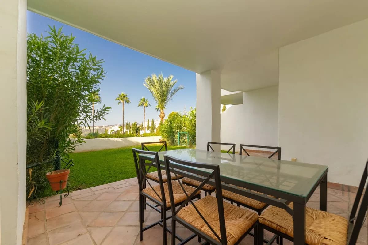 2 Bedroom Ground Floor Apartment for Sale in Mijas Golf, Málaga - Image 4