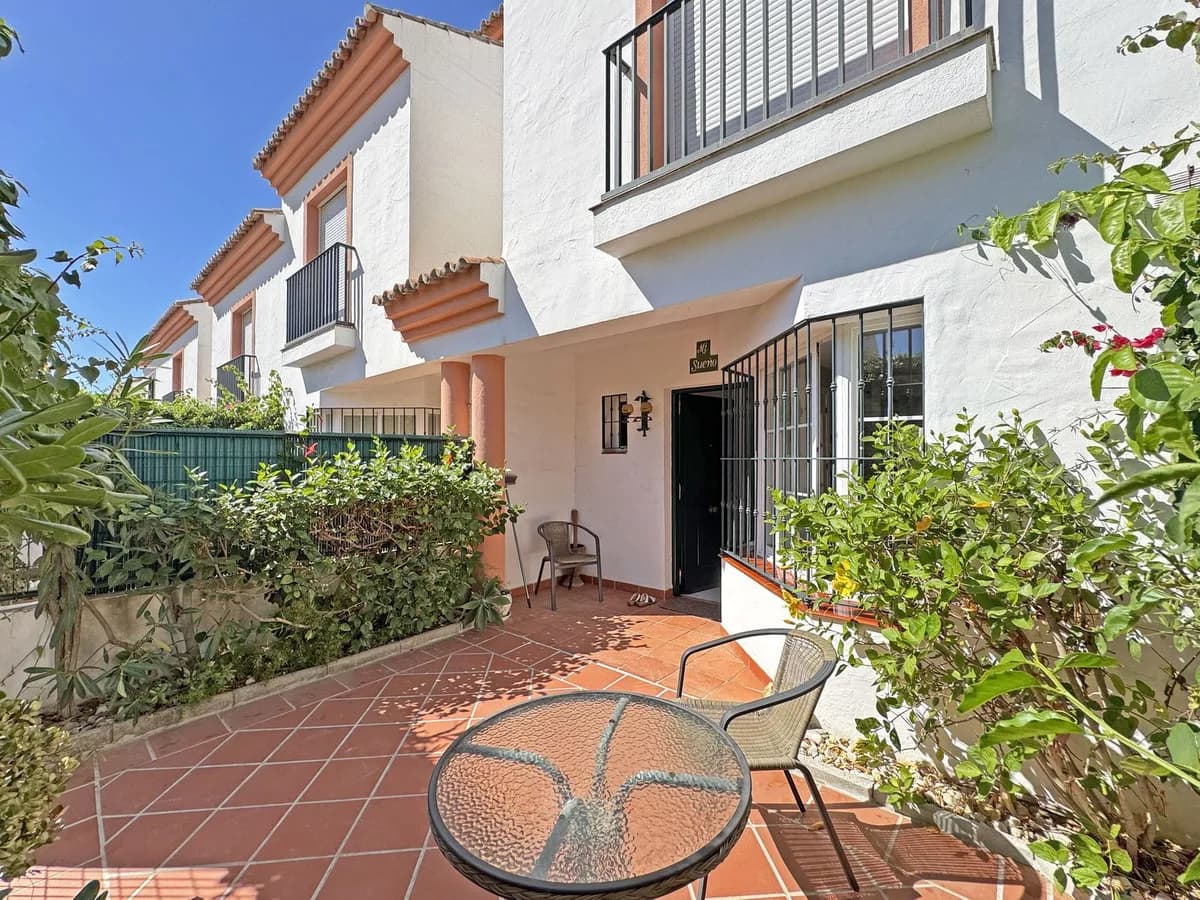 2 Bedroom Townhouse for Sale in Cabopino, Málaga - Image 5