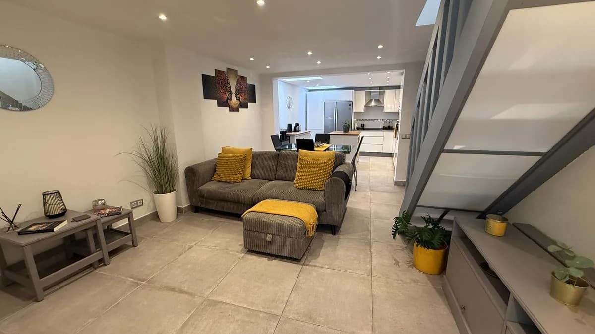 3 Bedroom Townhouse for Sale in Alhaurín el Grande, Málaga - Image 3