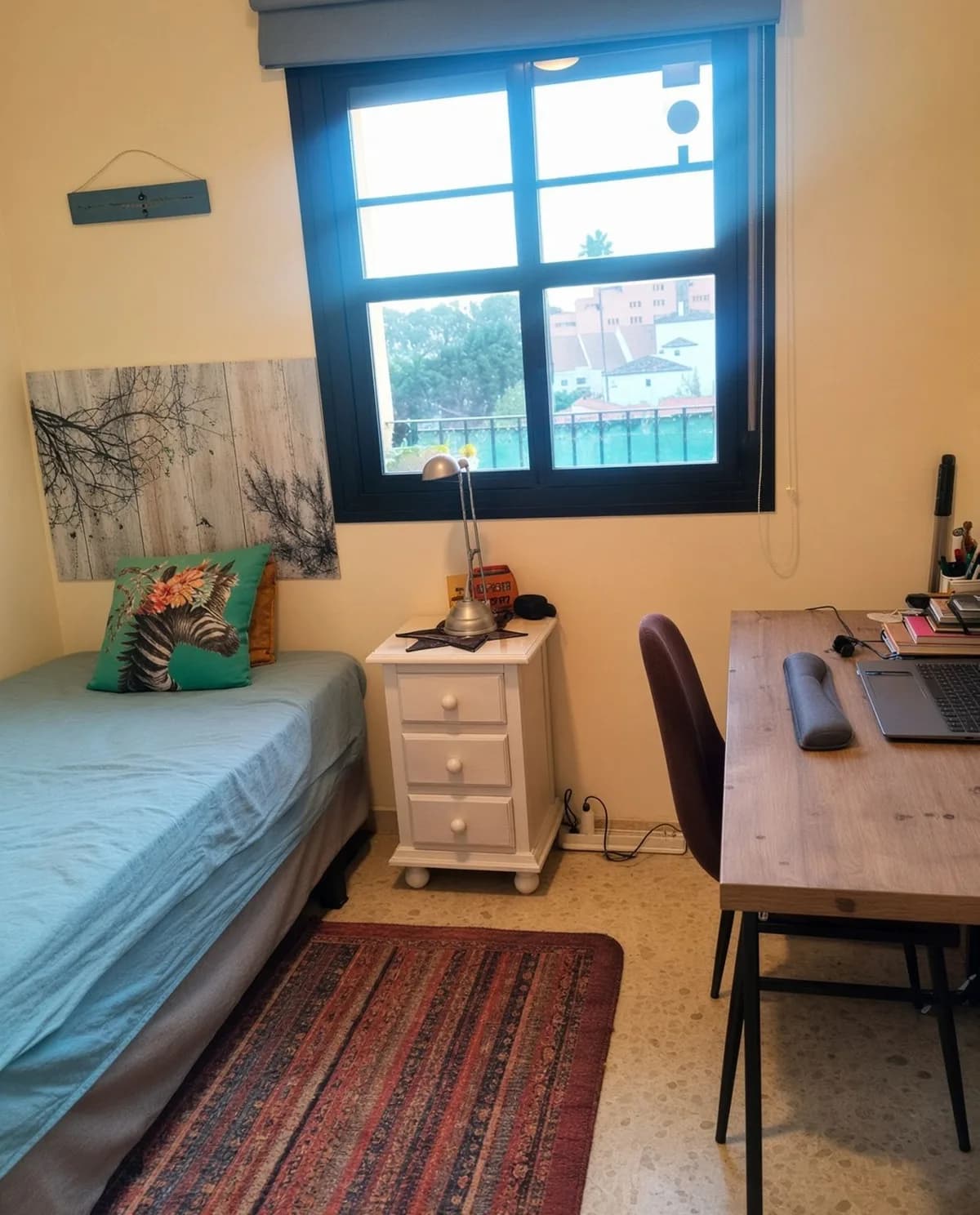 2 Bedroom Top Floor Apartment for Sale in La Duquesa, Málaga - Image 6
