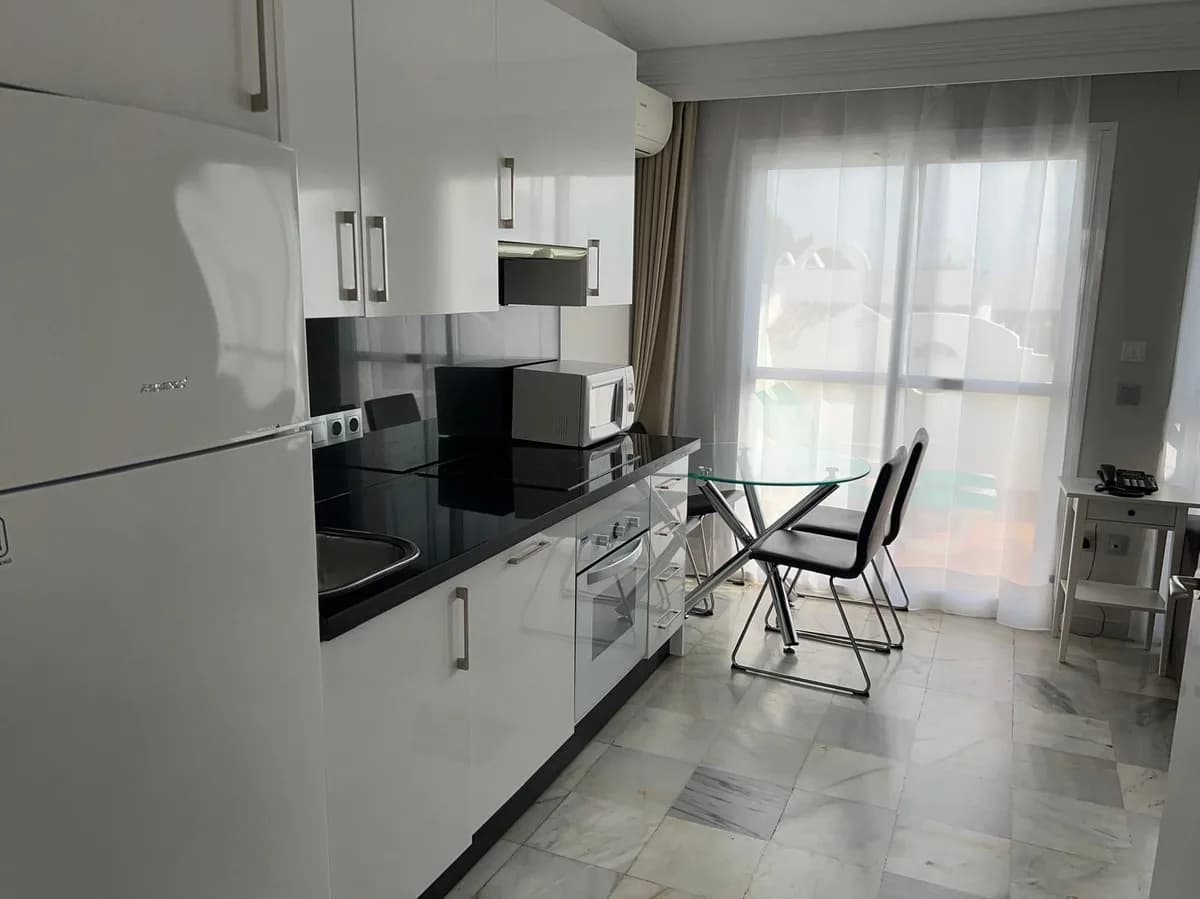 2 Bedroom Townhouse for Sale in Reserva de Marbella, Málaga - Image 9