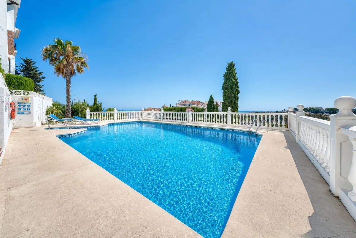 2 Bedroom Ground Floor Apartment for Sale in Riviera del Sol, Málaga - Image 4
