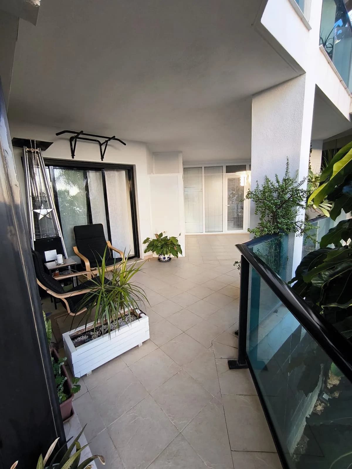 3 Bedroom Ground Floor Apartment for Sale in Riviera del Sol, Málaga - Image 7