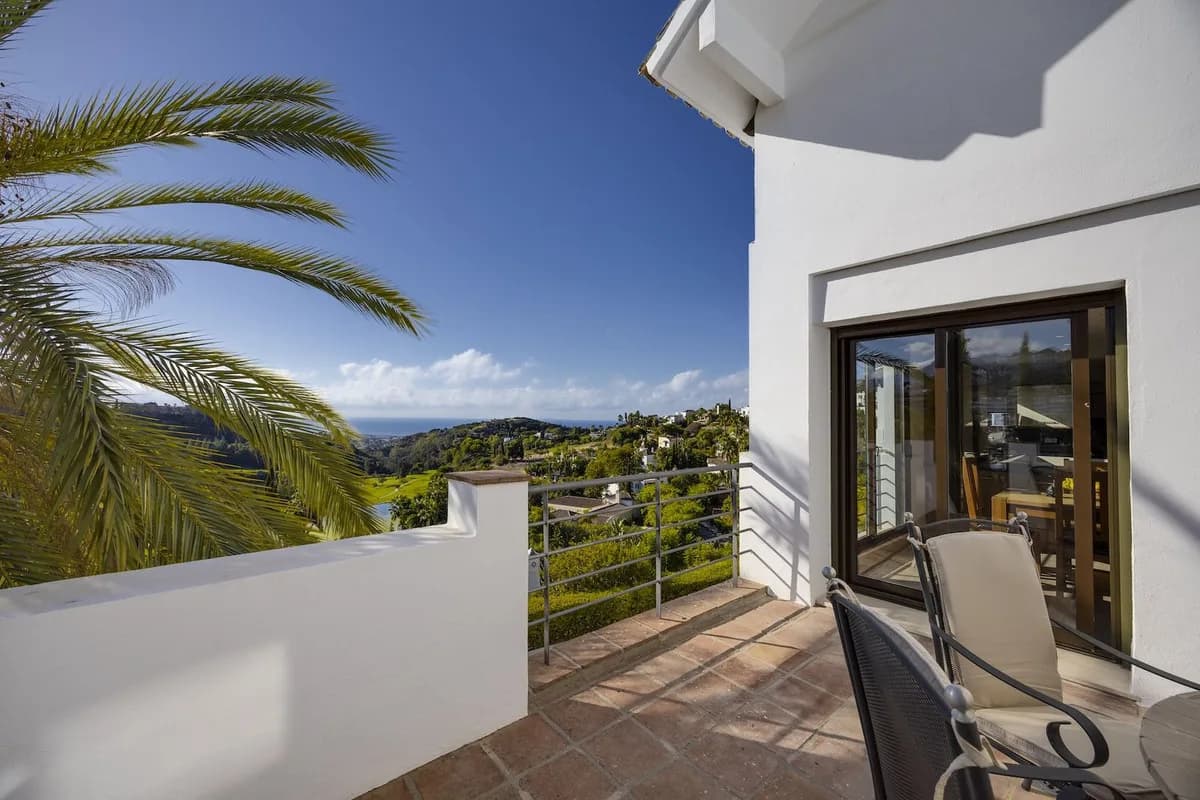 6 Bedroom Detached Villa for Sale in Benahavís, Málaga - Image 9