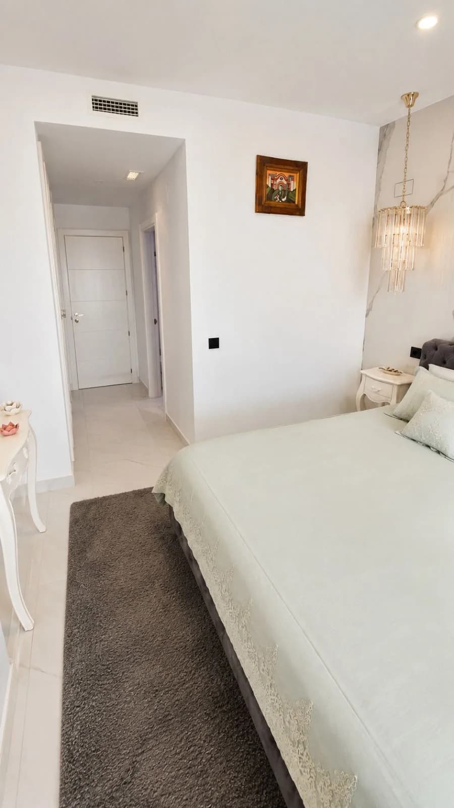 2 Bedroom Ground Floor Apartment for Sale in Estepona, Málaga - Image 9