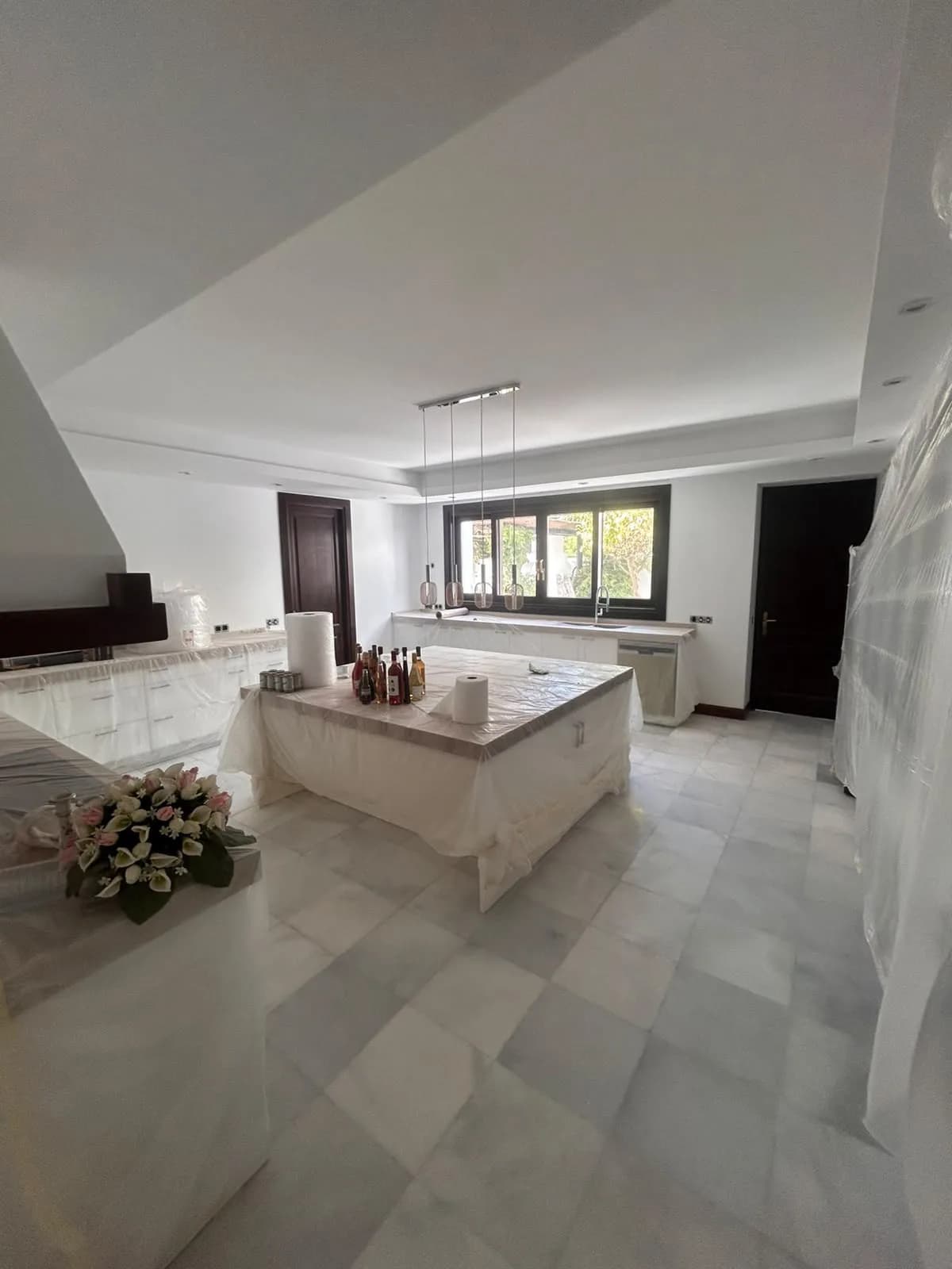 6 Bedroom Detached Villa for Sale in La Quinta, Málaga - Image 5
