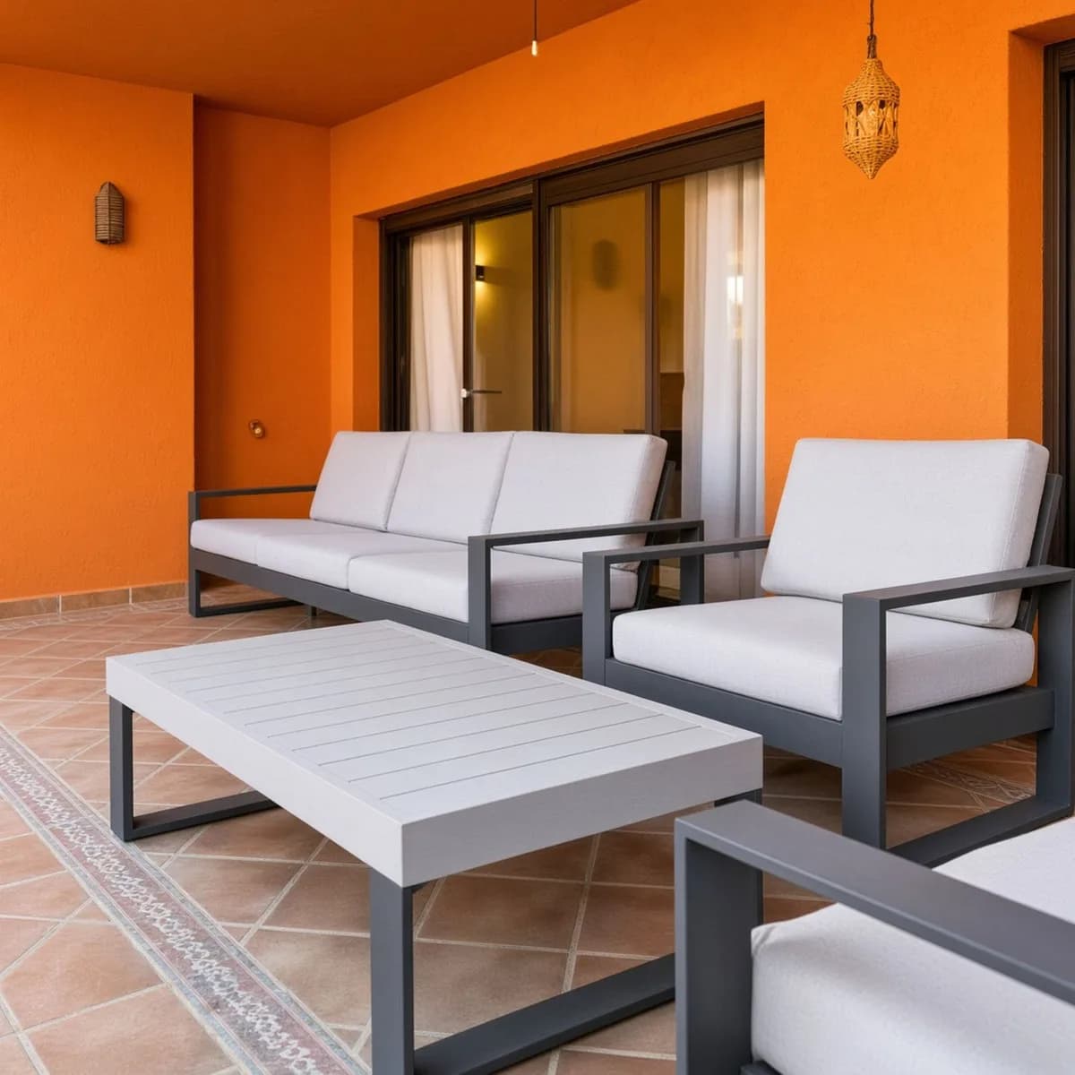 2 Bedroom Ground Floor Apartment for Sale in Estepona, Málaga - Image 3