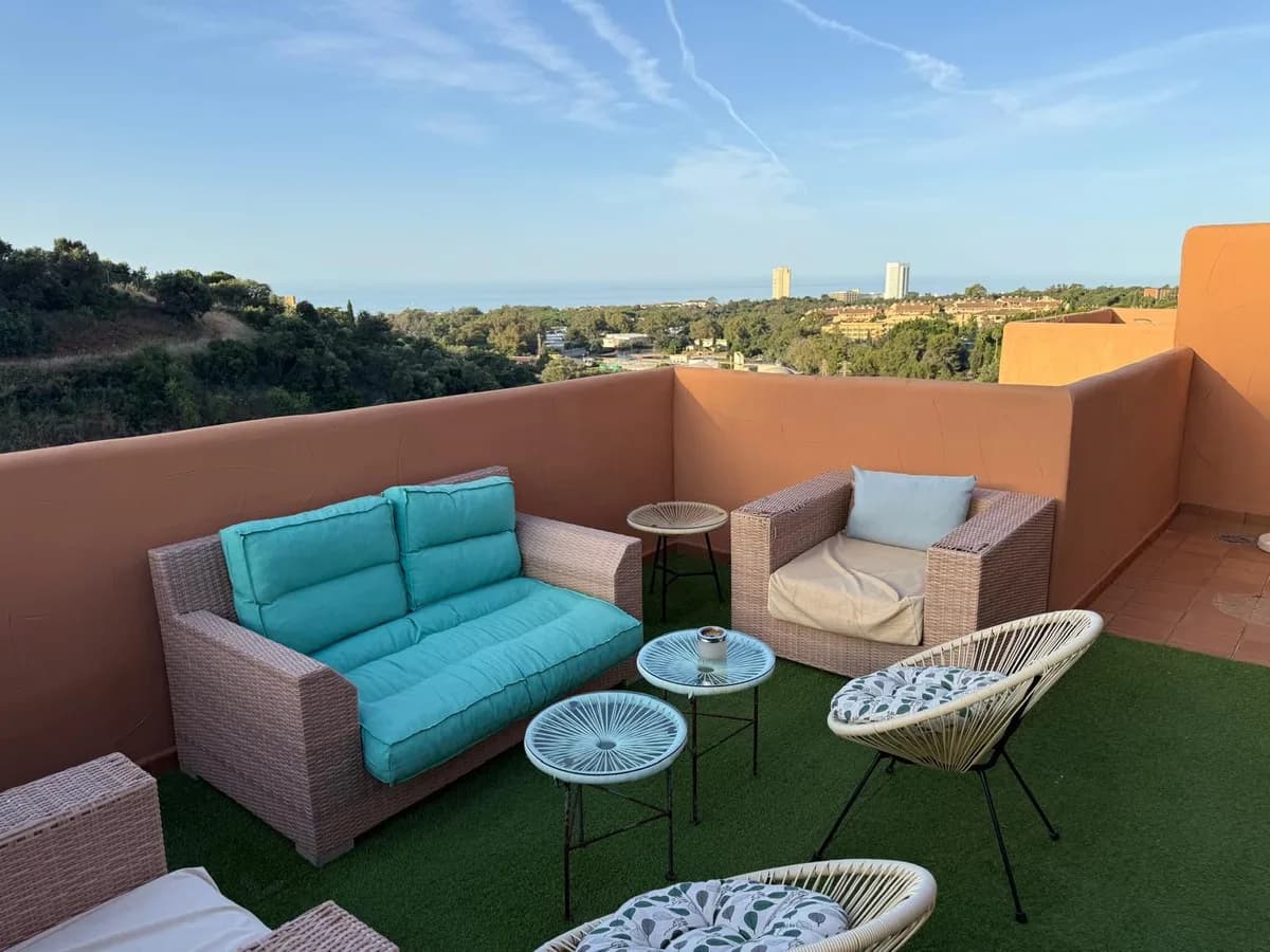 2 Bedroom Penthouse Duplex for Sale in Marbella, Málaga - Image 4
