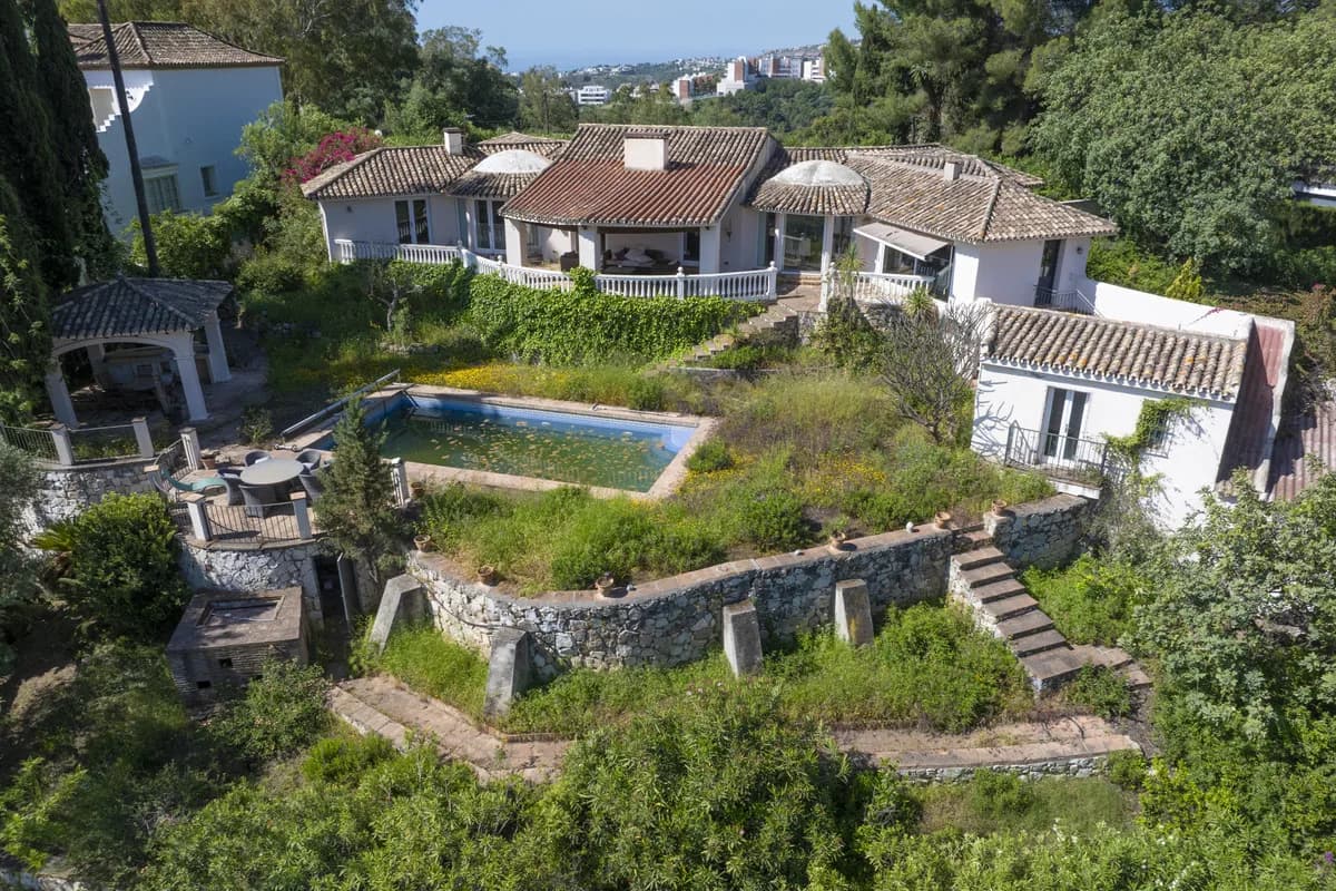 3 Bedroom Detached Villa for Sale in Benahavís, Málaga